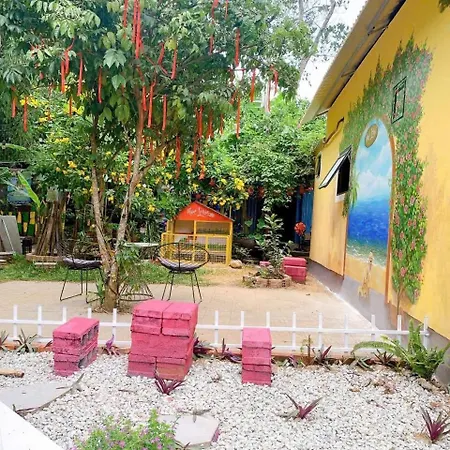 Hue Lotus Homestay Exterior photo